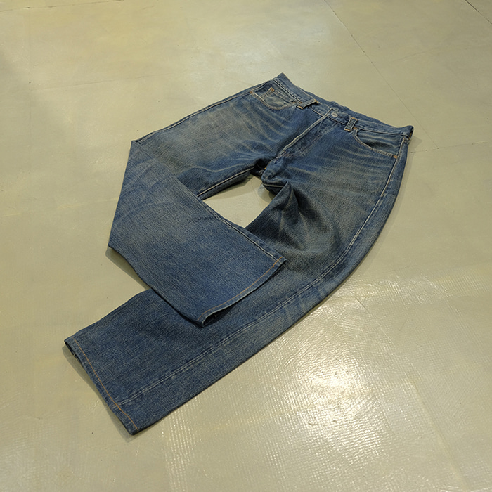 리바이스 / Made in usa  LVC 47501 xx valencia factory(555) cusomized pants