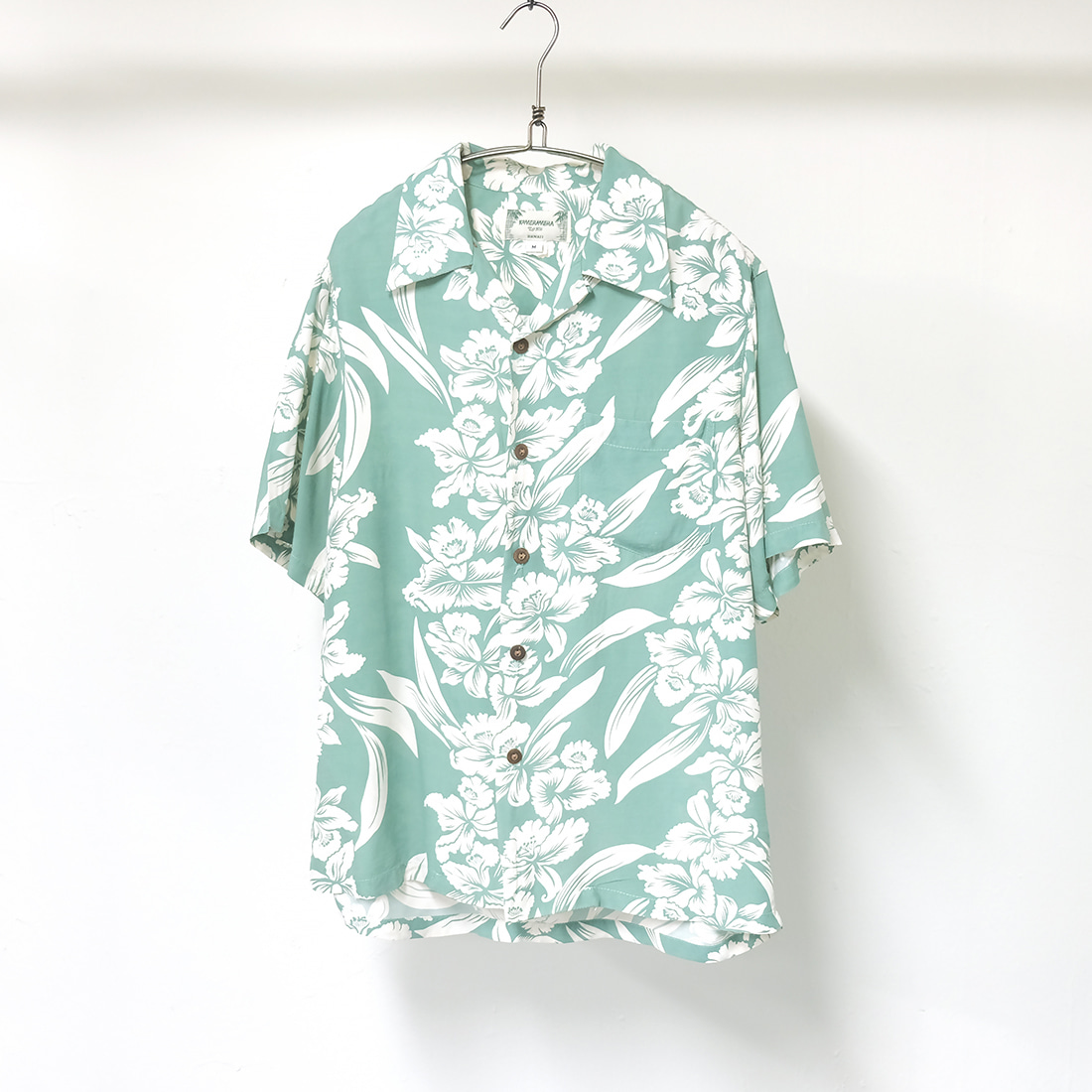 카메하메하 / Made in hawaii  Kamehameha rayon aloha shirt