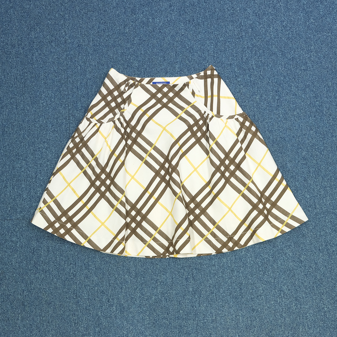 버버리 / Made in japan  Burberry bluelabel check skirt