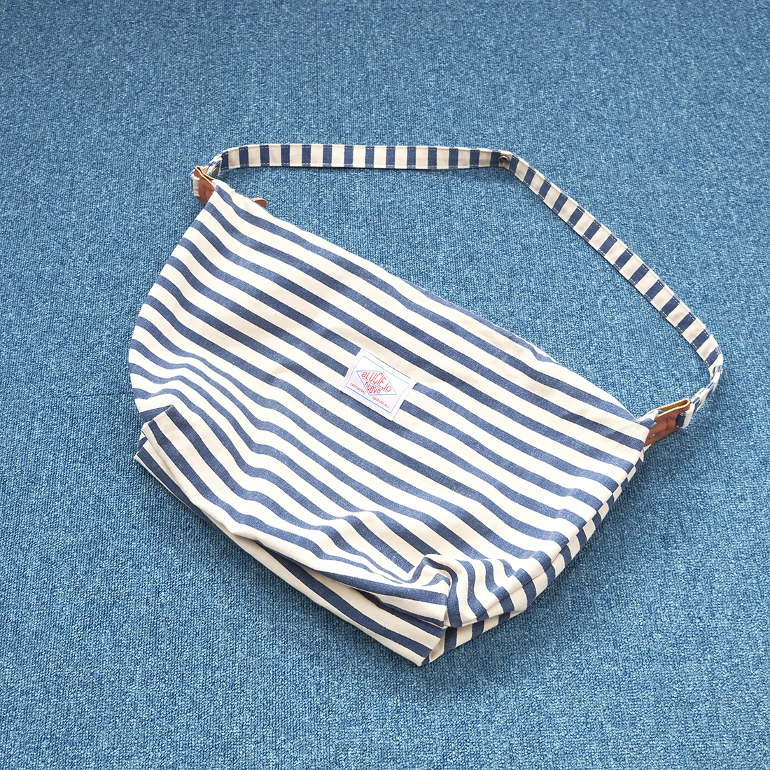 블루시엘로 누오보  Blucielo nuovo stripe canvas shoulder bag