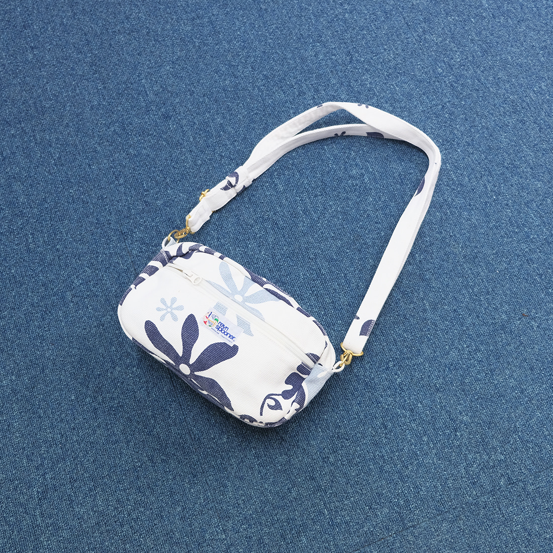 레인스푸너  Reyn spooner mini cross bag