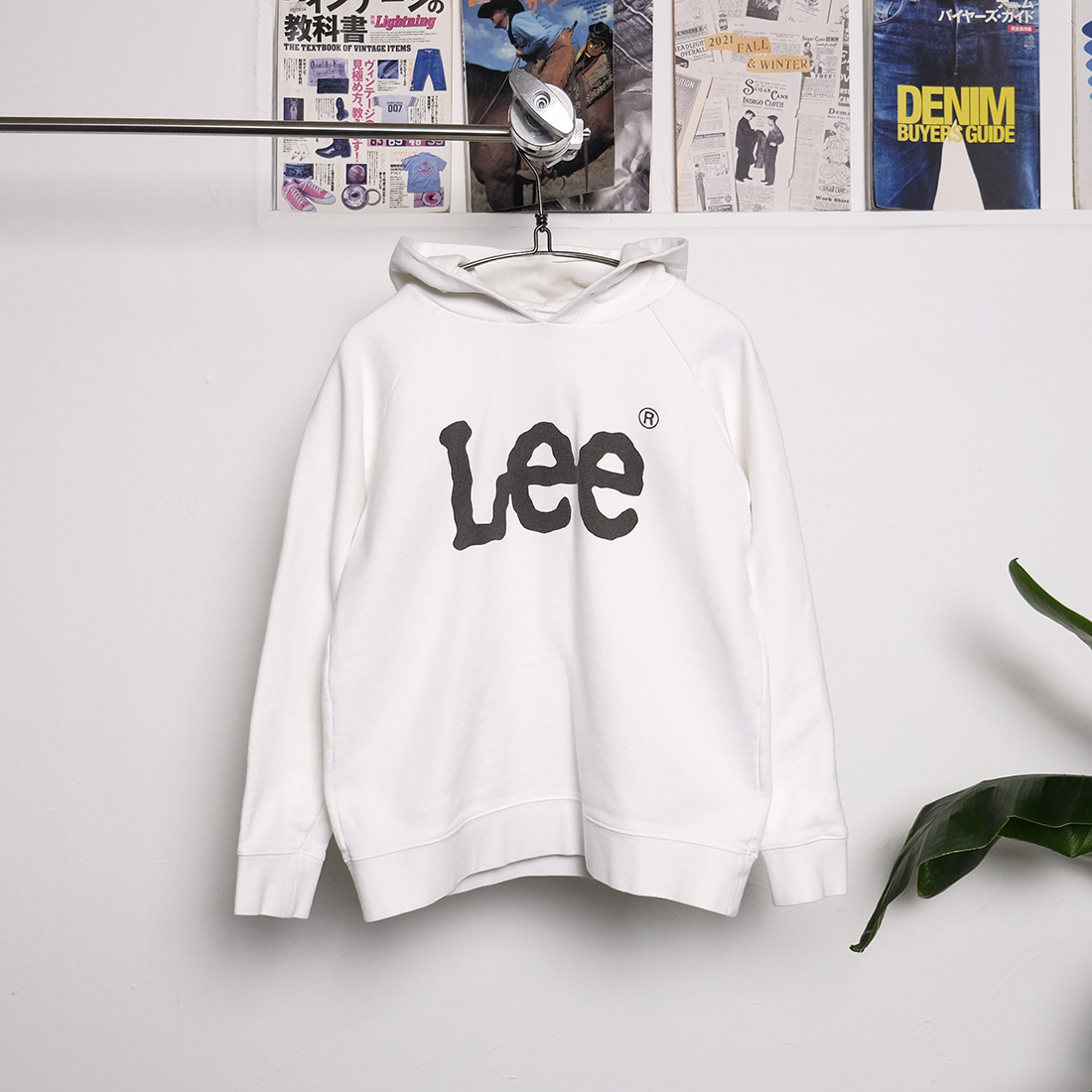 리  Lee logo print short hoodie